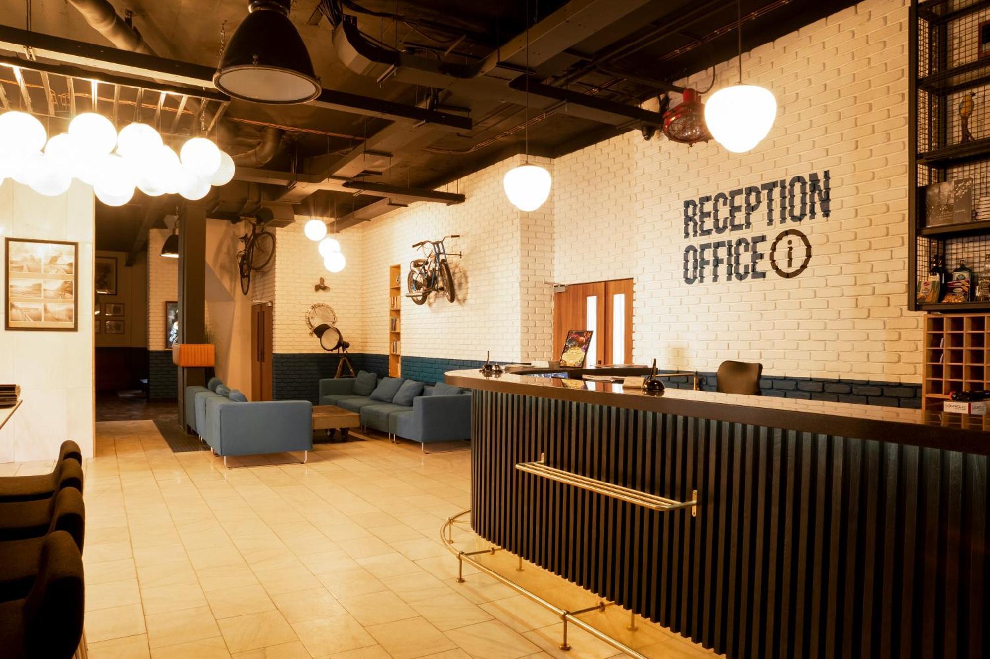Hotel Либерец Екстериор снимка