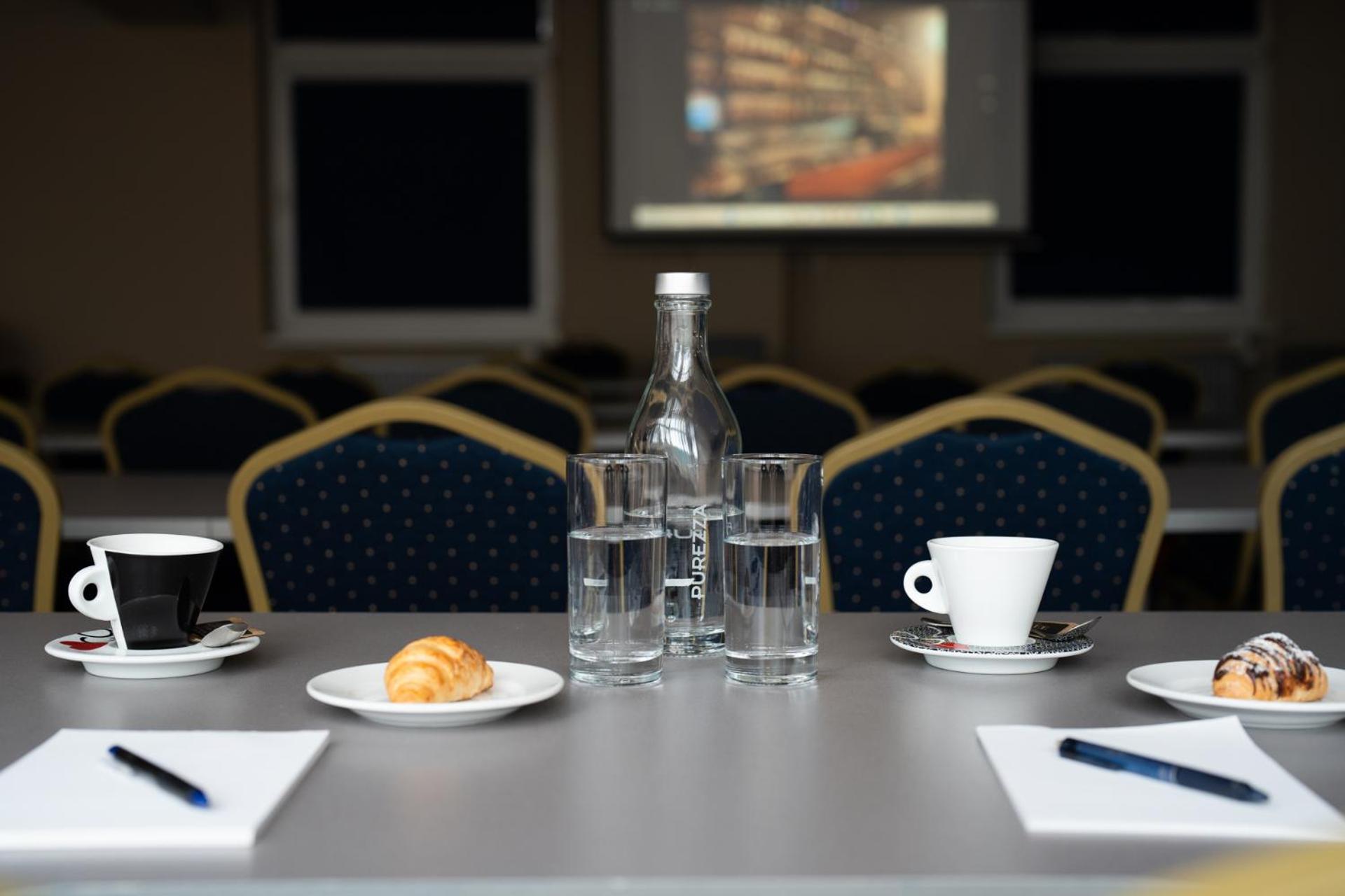 Hotel Либерец Екстериор снимка