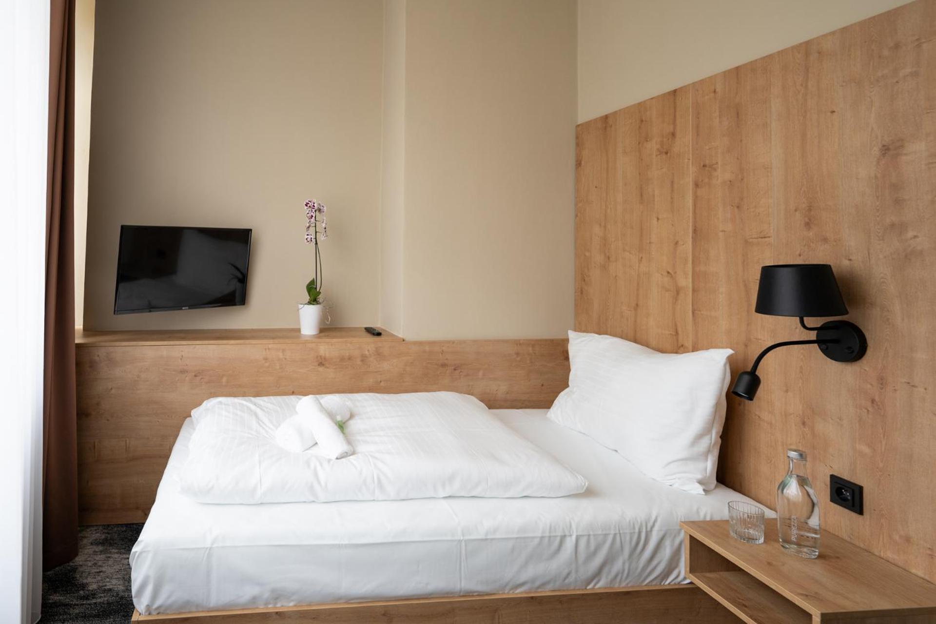 Hotel Либерец Екстериор снимка