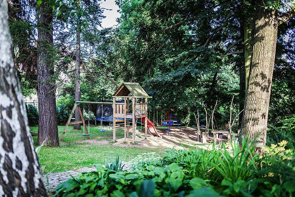 Hotel Либерец Екстериор снимка